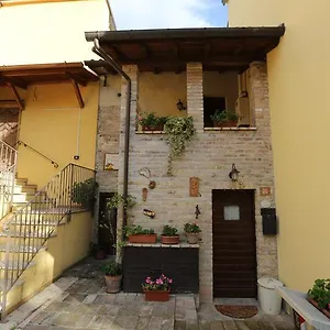 La Casuccia Di Bed & Breakfast